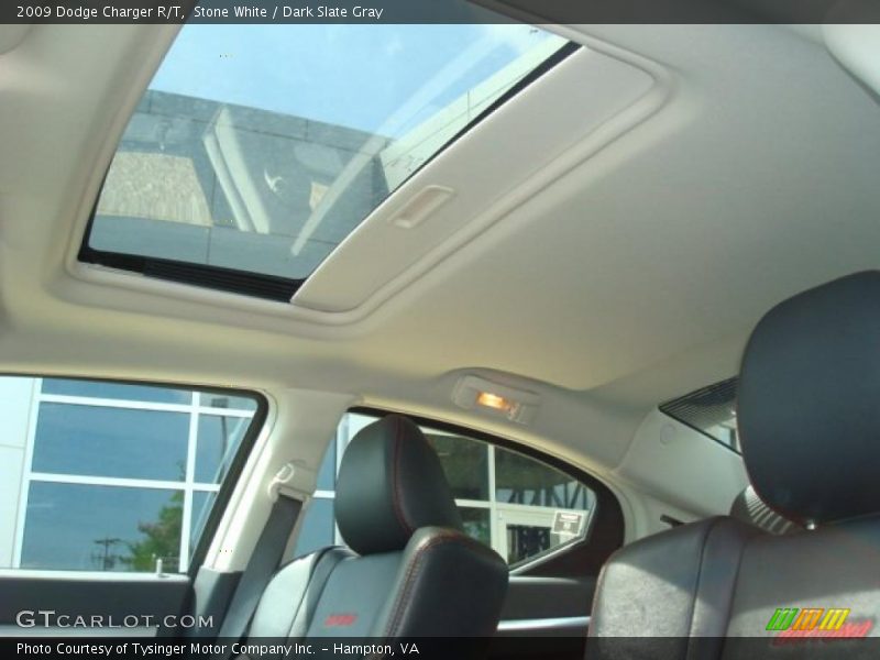 Stone White / Dark Slate Gray 2009 Dodge Charger R/T