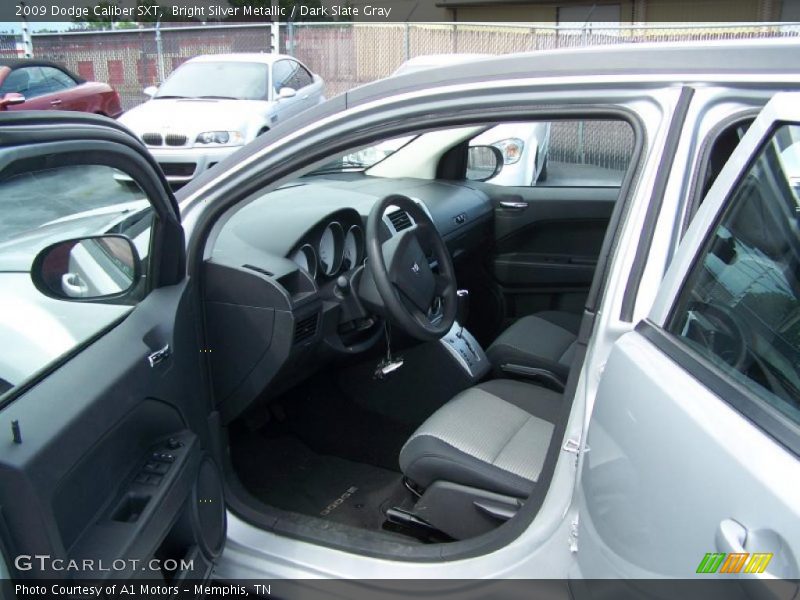 Bright Silver Metallic / Dark Slate Gray 2009 Dodge Caliber SXT