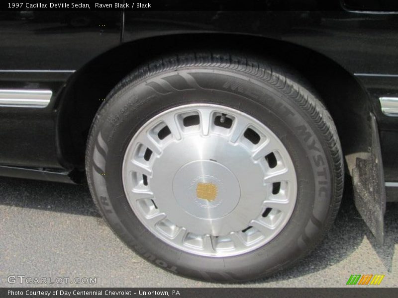 Raven Black / Black 1997 Cadillac DeVille Sedan