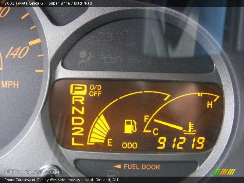 Super White / Black/Red 2001 Toyota Celica GT