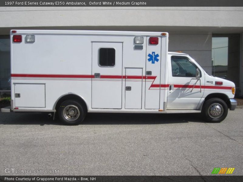 Oxford White / Medium Graphite 1997 Ford E Series Cutaway E350 Ambulance