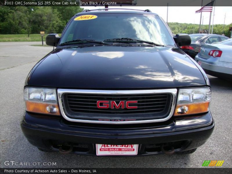 Onyx Black / Graphite 2003 GMC Sonoma SLS ZR5 Crew Cab 4x4