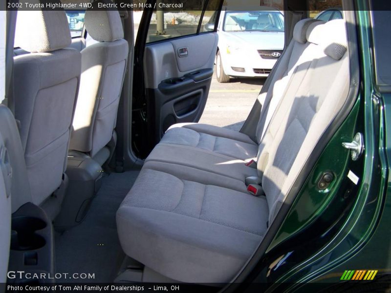 Electric Green Mica / Charcoal 2002 Toyota Highlander 4WD