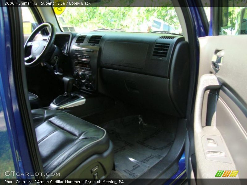 Superior Blue / Ebony Black 2006 Hummer H3