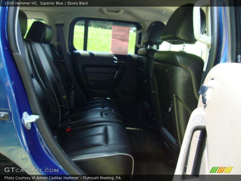 Superior Blue / Ebony Black 2006 Hummer H3
