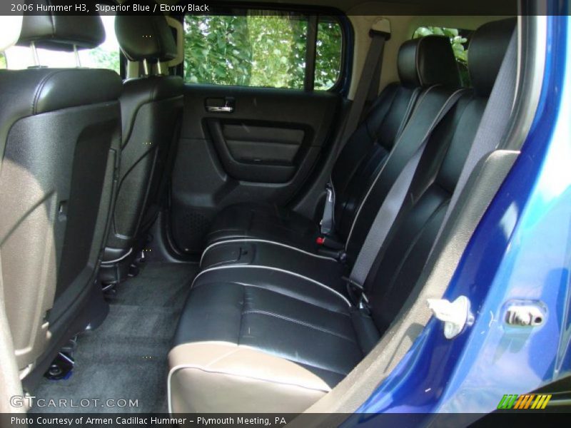 Superior Blue / Ebony Black 2006 Hummer H3