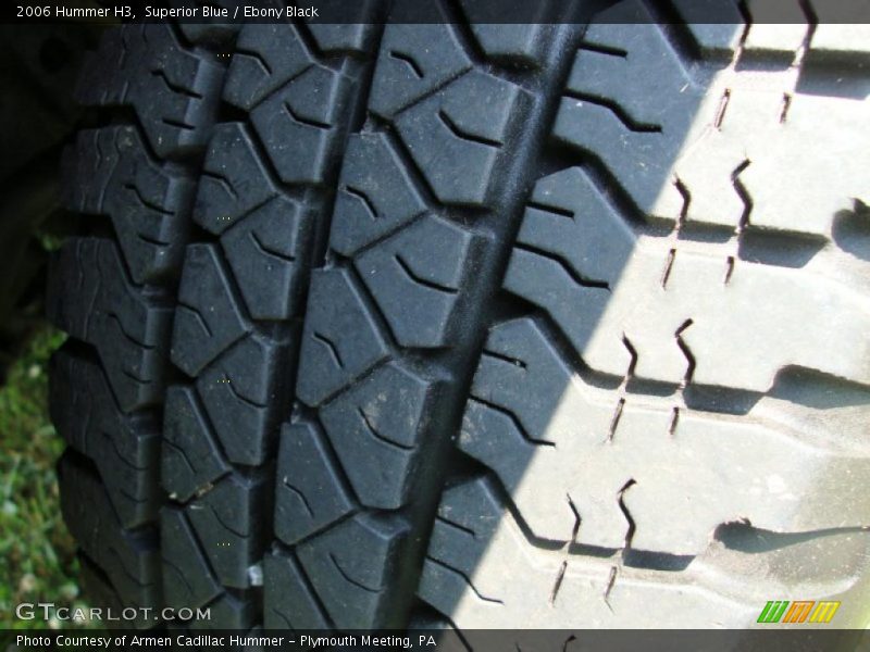 Superior Blue / Ebony Black 2006 Hummer H3