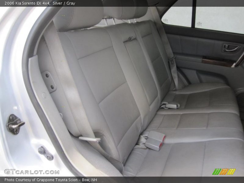 Silver / Gray 2006 Kia Sorento EX 4x4