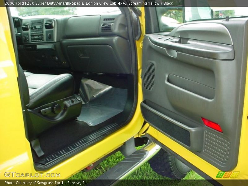 Screaming Yellow / Black 2006 Ford F250 Super Duty Amarillo Special Edition Crew Cab 4x4
