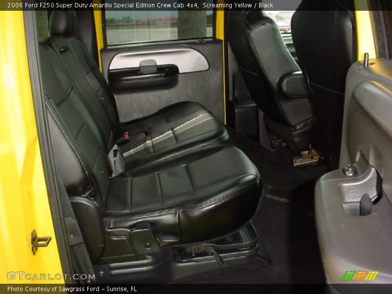 Screaming Yellow / Black 2006 Ford F250 Super Duty Amarillo Special Edition Crew Cab 4x4