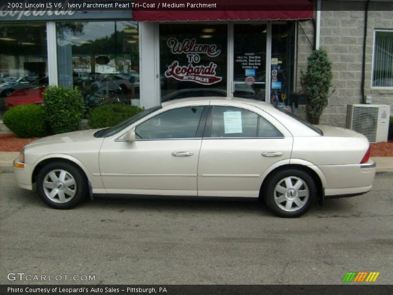 Ivory Parchment Pearl Tri-Coat / Medium Parchment 2002 Lincoln LS V6