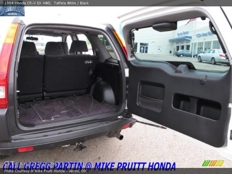 Taffeta White / Black 2004 Honda CR-V EX 4WD