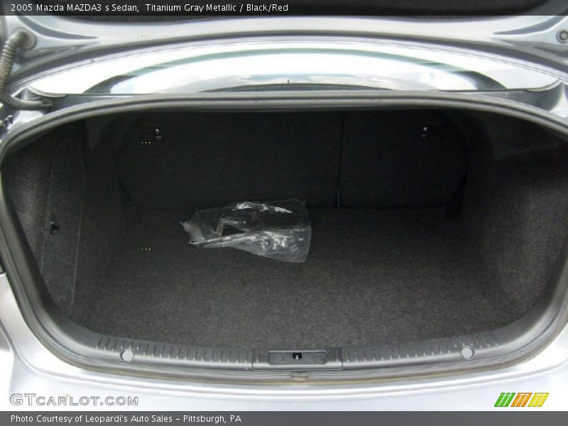 Titanium Gray Metallic / Black/Red 2005 Mazda MAZDA3 s Sedan