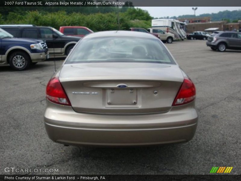 Arizona Beige Metallic / Medium/Dark Pebble 2007 Ford Taurus SE