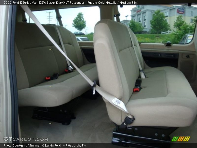 Pueblo Gold Metallic / Medium Flint 2009 Ford E Series Van E350 Super Duty XLT Passenger