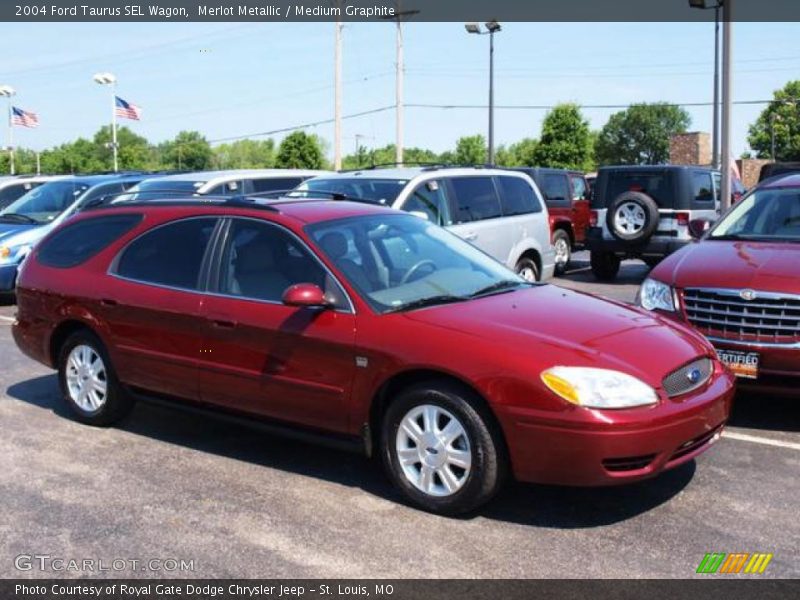 Merlot Metallic / Medium Graphite 2004 Ford Taurus SEL Wagon