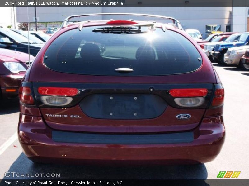 Merlot Metallic / Medium Graphite 2004 Ford Taurus SEL Wagon