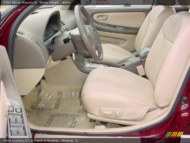 Merlot Metallic / Blond 2001 Nissan Maxima SE