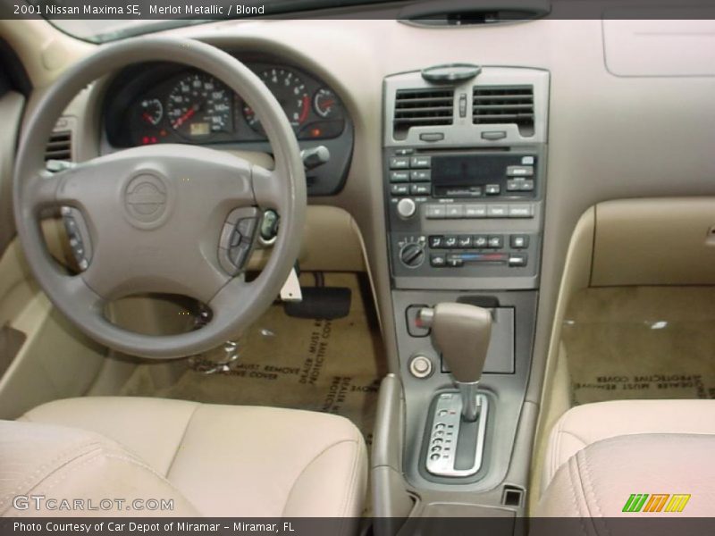 Merlot Metallic / Blond 2001 Nissan Maxima SE