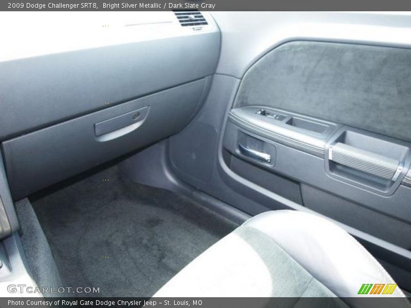 Bright Silver Metallic / Dark Slate Gray 2009 Dodge Challenger SRT8