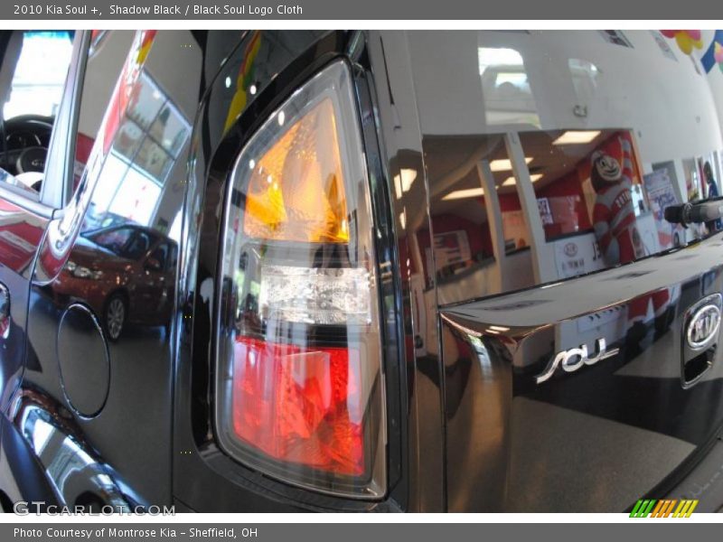 Shadow Black / Black Soul Logo Cloth 2010 Kia Soul +