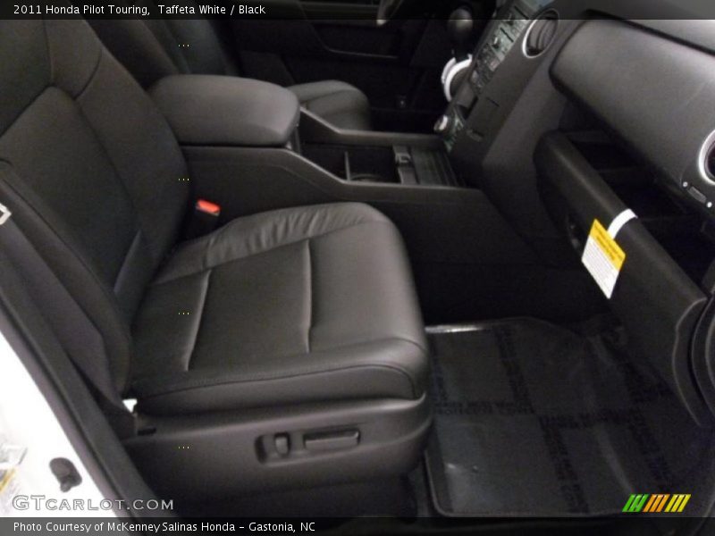 Taffeta White / Black 2011 Honda Pilot Touring
