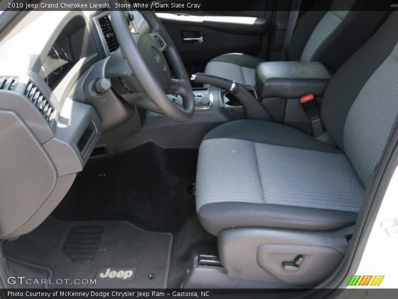 Stone White / Dark Slate Gray 2010 Jeep Grand Cherokee Laredo