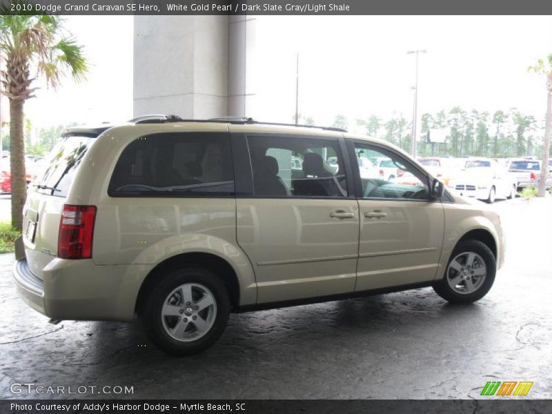 White Gold Pearl / Dark Slate Gray/Light Shale 2010 Dodge Grand Caravan SE Hero