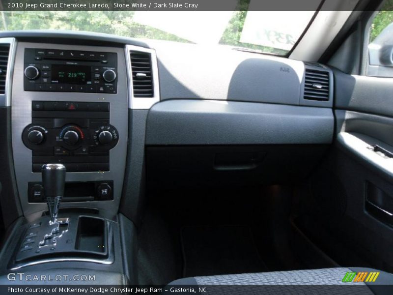Stone White / Dark Slate Gray 2010 Jeep Grand Cherokee Laredo