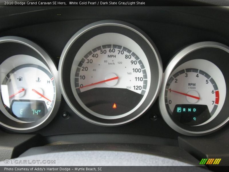 White Gold Pearl / Dark Slate Gray/Light Shale 2010 Dodge Grand Caravan SE Hero