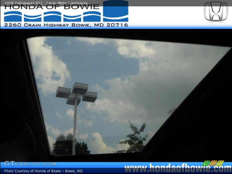 Candy White / Anthracite 2008 Volkswagen R32