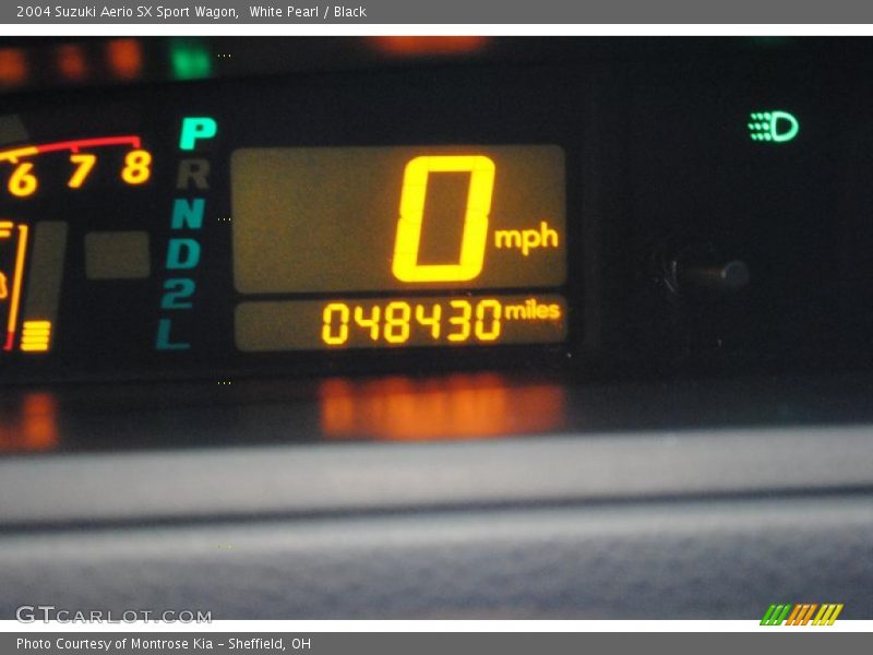 White Pearl / Black 2004 Suzuki Aerio SX Sport Wagon