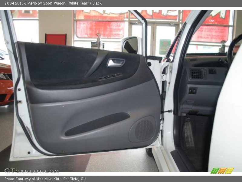 White Pearl / Black 2004 Suzuki Aerio SX Sport Wagon