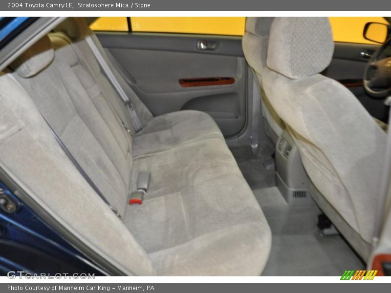 Stratosphere Mica / Stone 2004 Toyota Camry LE