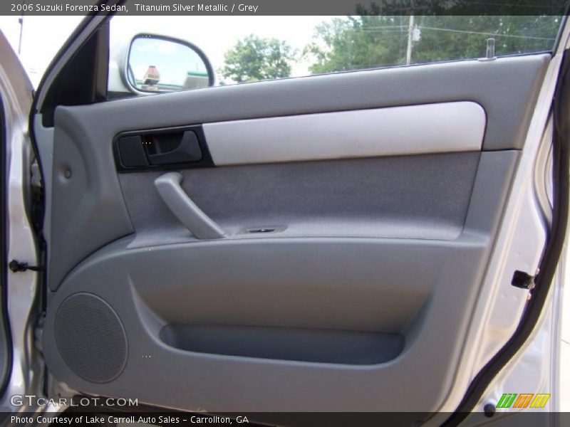 Titanuim Silver Metallic / Grey 2006 Suzuki Forenza Sedan