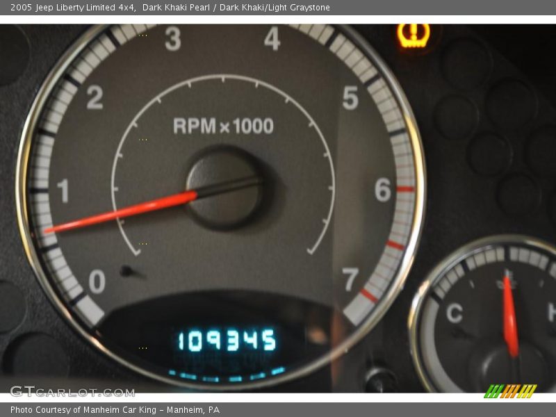 Dark Khaki Pearl / Dark Khaki/Light Graystone 2005 Jeep Liberty Limited 4x4