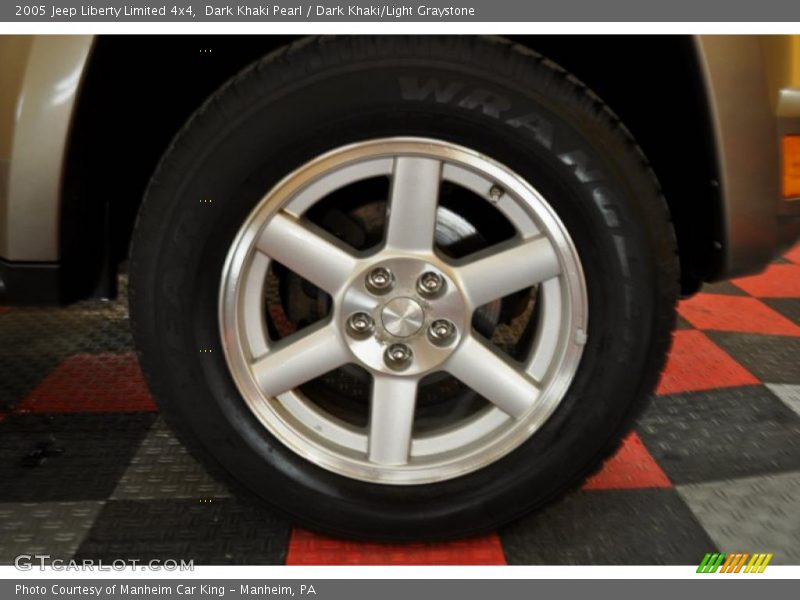 Dark Khaki Pearl / Dark Khaki/Light Graystone 2005 Jeep Liberty Limited 4x4