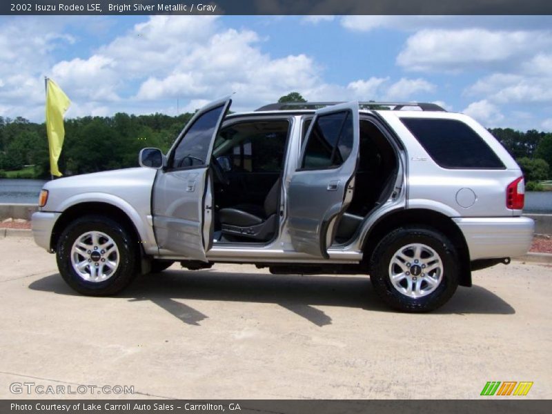 Bright Silver Metallic / Gray 2002 Isuzu Rodeo LSE