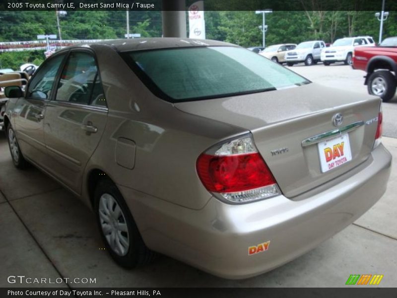 Desert Sand Mica / Taupe 2005 Toyota Camry LE