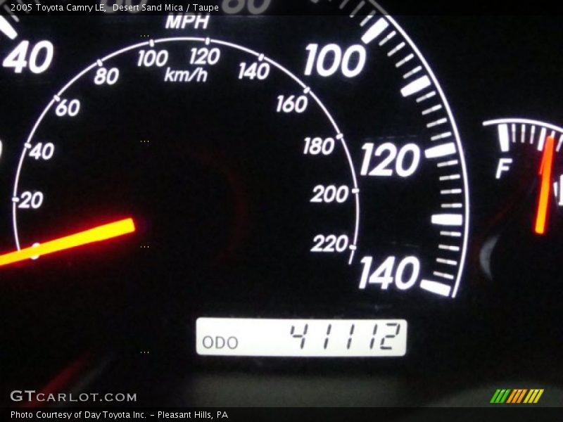 Desert Sand Mica / Taupe 2005 Toyota Camry LE