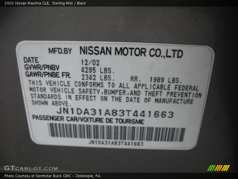 Sterling Mist / Black 2003 Nissan Maxima GLE