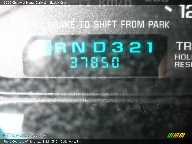 Black / Gray 2003 Chevrolet Monte Carlo LS