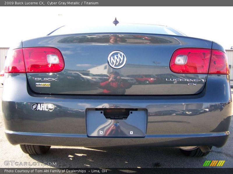 Cyber Gray Metallic / Titanium 2009 Buick Lucerne CX