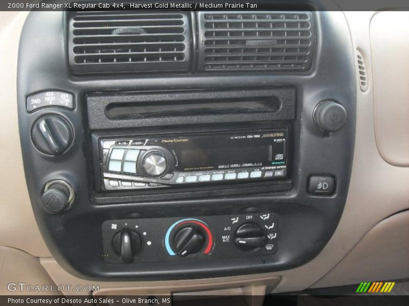 Harvest Gold Metallic / Medium Prairie Tan 2000 Ford Ranger XL Regular Cab 4x4