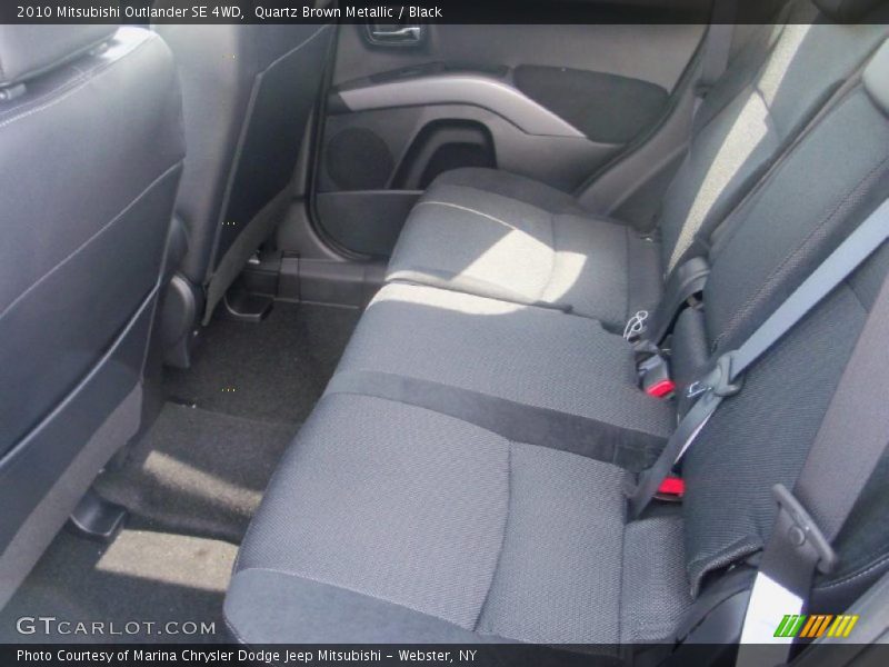 Quartz Brown Metallic / Black 2010 Mitsubishi Outlander SE 4WD