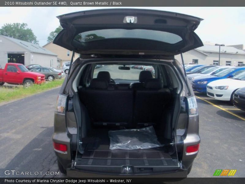 Quartz Brown Metallic / Black 2010 Mitsubishi Outlander SE 4WD