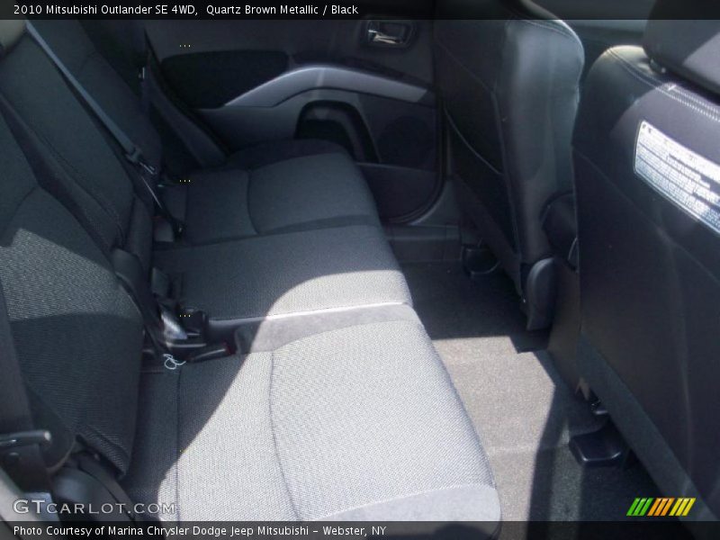 Quartz Brown Metallic / Black 2010 Mitsubishi Outlander SE 4WD