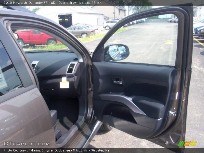 Quartz Brown Metallic / Black 2010 Mitsubishi Outlander SE 4WD