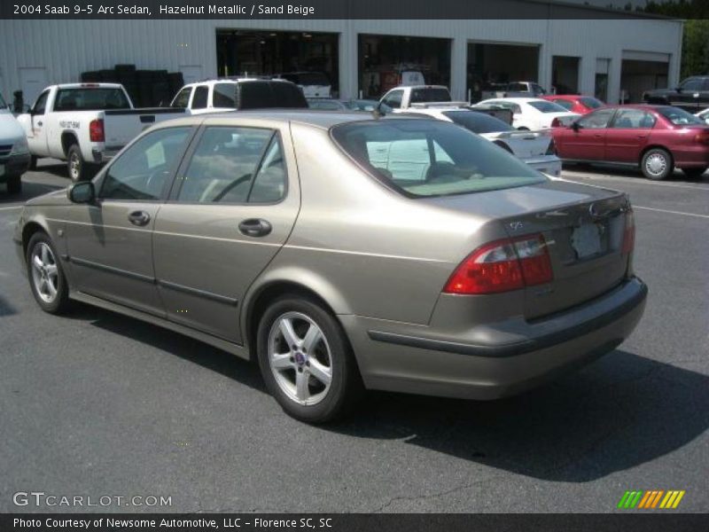 Hazelnut Metallic / Sand Beige 2004 Saab 9-5 Arc Sedan
