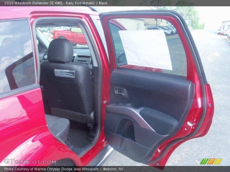 Rally Red Metallic / Black 2010 Mitsubishi Outlander SE 4WD